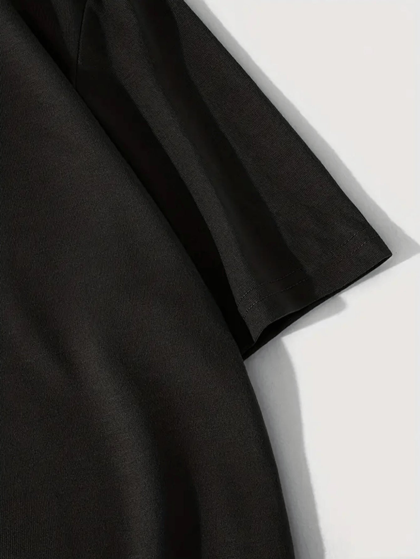 Casual Short Sleeved Round Neck T-shirts,